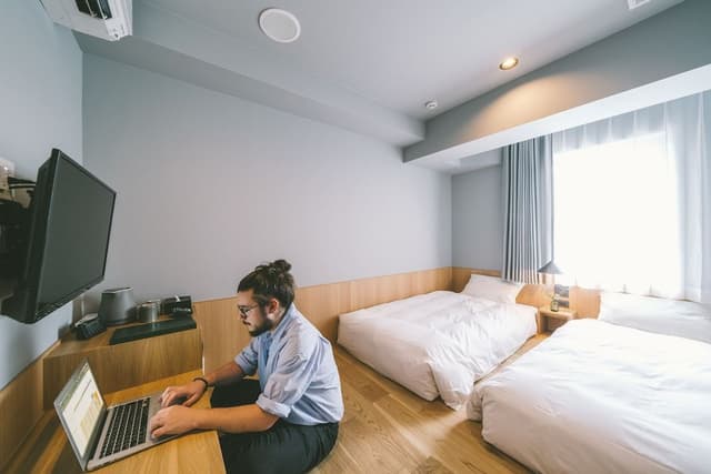 Standard Twin Room