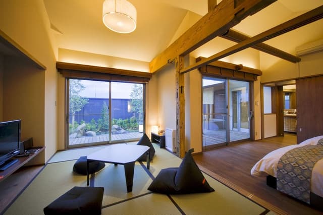 Japanese Western Style Room for 4 Guests with Open-air Bath and Garden View (Type A)