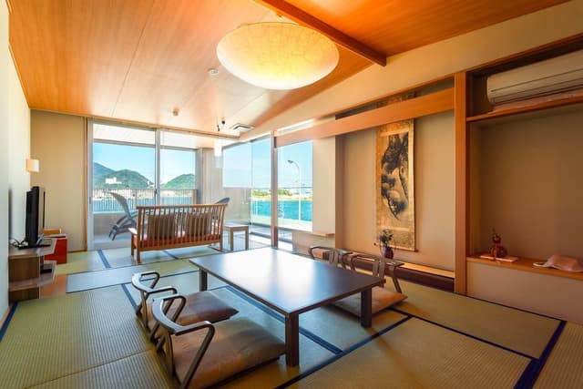 Japanese Western Style Room for 5 Guests with Semi-open-air Bath (Type C & D)
