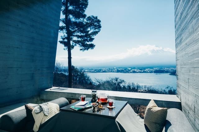 Family room with mountain view