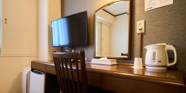 Standard Single Room, Smoking