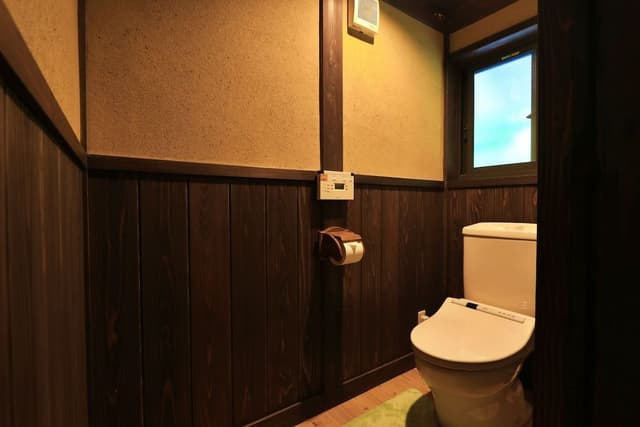 Twin Room with Sofa Bed and Toilet