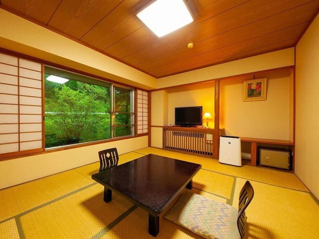 Economy Triple Room, Non Smoking