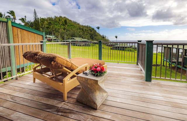 Bungalow, 1 King Bed, Ocean View