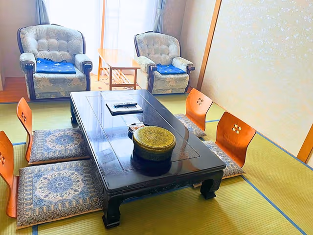 Japanese-style Room for 4 with Rock Bath