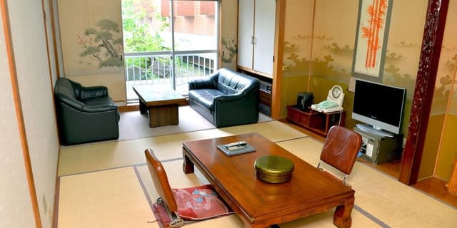 Standard Japanese-Style Room, Up to 6 people