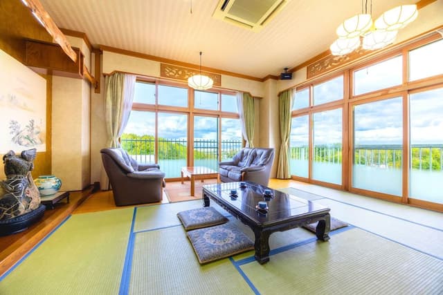 Standard Japanese-Style Room, Up to 6 people