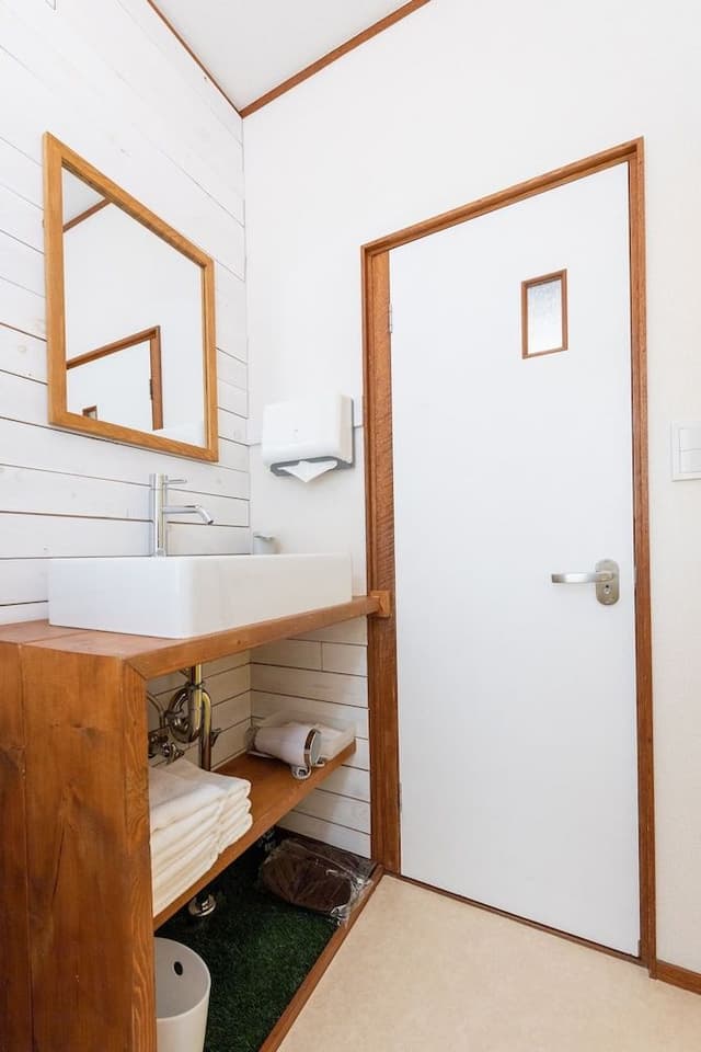 Basic Apartment