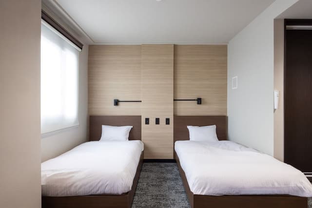 Basic Twin Room