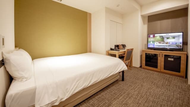 Large Double (with Hider Bed), Non Smoking