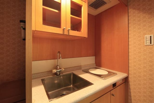 Japanese style room for 6 guests