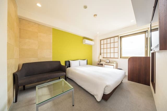 Design Double Room, 1 Double Bed, Non Smoking, Bathtub