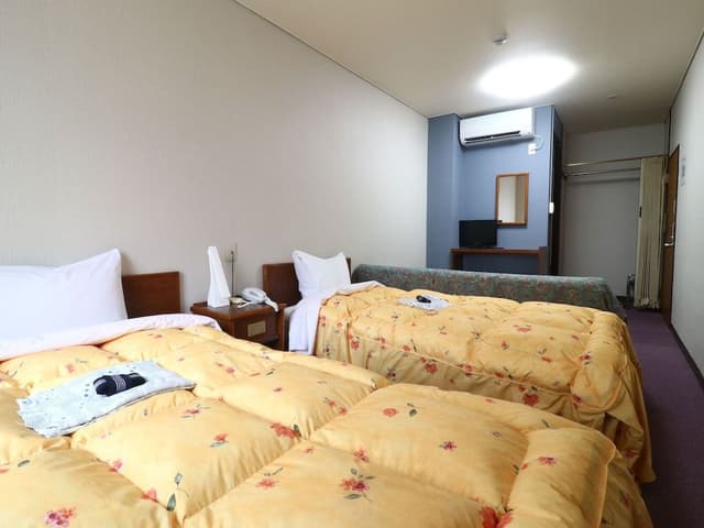 Twin Room, Non Smoking