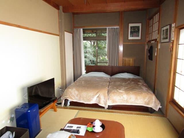 Standard Twin Room with Garden View 104