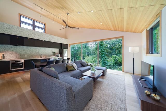 Chalet (Solar)