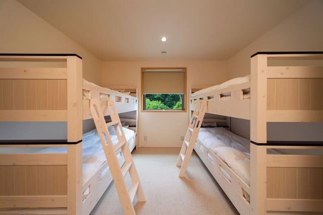 Chalet (Solar)