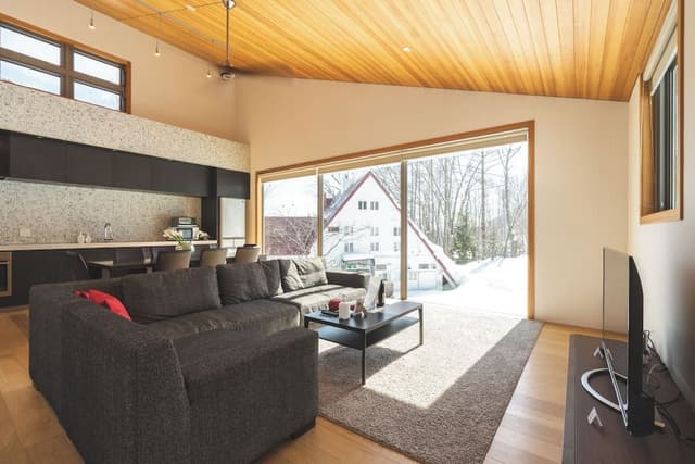 Chalet (Solar)