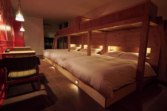 Family Room (One Bed Room) with Private Bathroom, Non Smoking