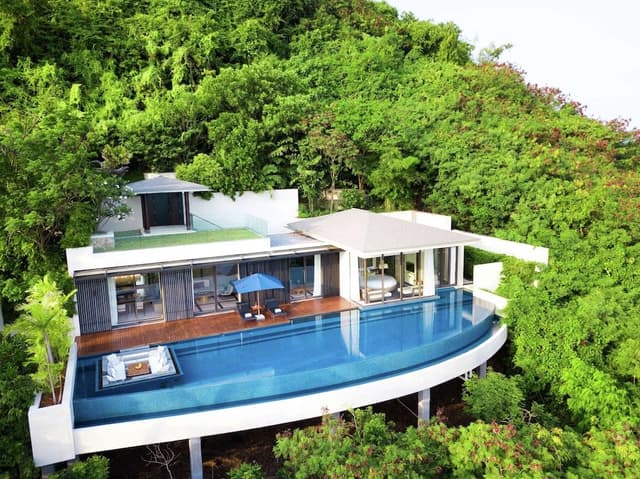 1-Bedroom Conrad Royal Oceanview Pool Villa