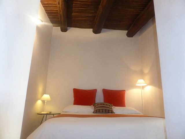 Business Double Room Single Use, 1 Queen Bed