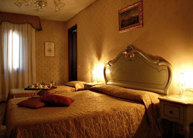 Classic Double Room