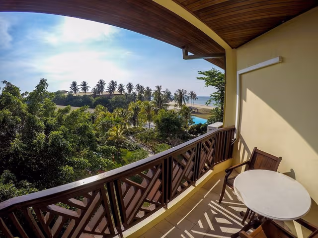 Garden Sea View King (Partial View)