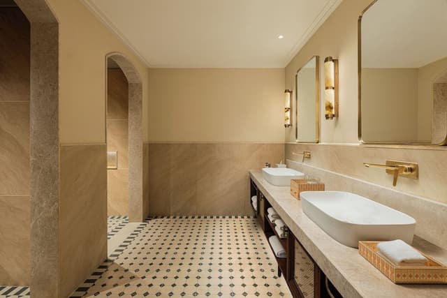 Grand Room, River View (Premium)