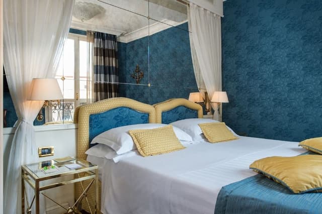 Suite, 1 Double Bed with Sofa bed