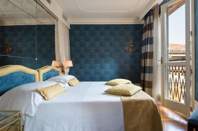 Suite, 1 Double Bed with Sofa bed