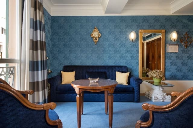 Suite, 1 Double Bed with Sofa bed