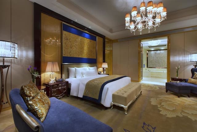Deluxe Suite, River View