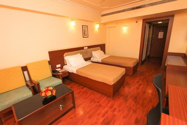 Deluxe Single Room, 1 Twin Bed, Bathtub, Garden View