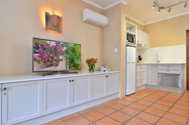 One Bedroom Apartment - Weekly Service