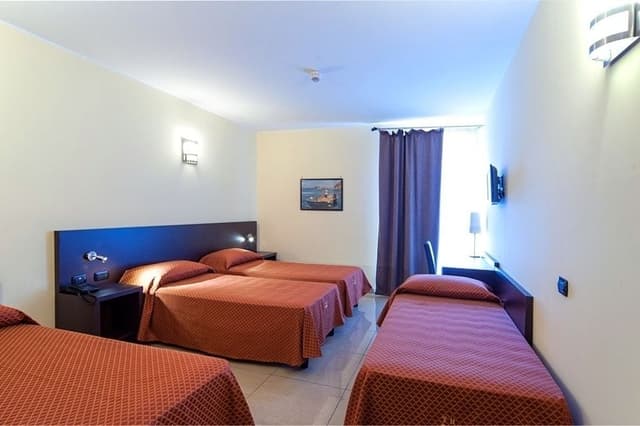 Triple Room