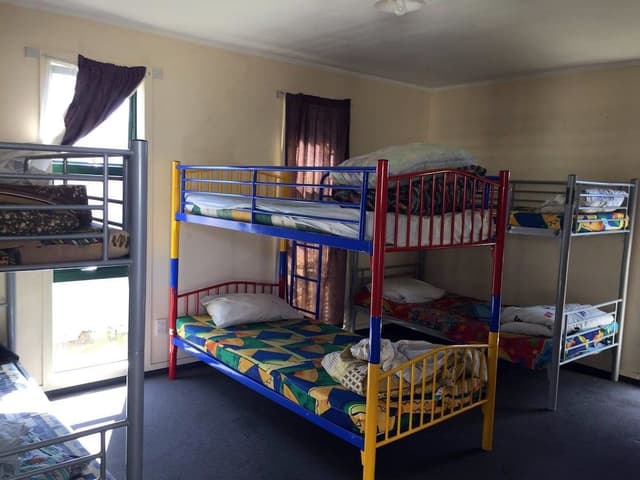 1 Bed in 6-Bed Mixed Dormitory Room