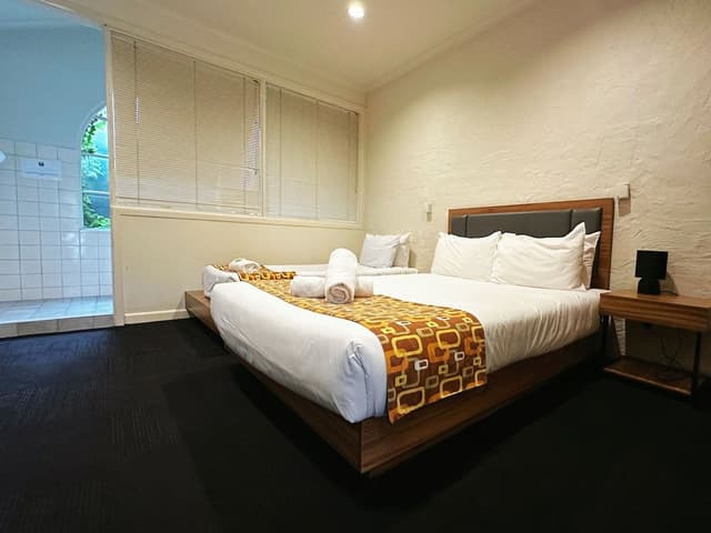 Comfort Triple Room