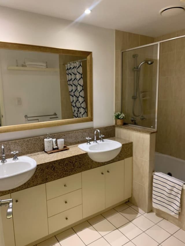 Family Room, 2 Bedrooms