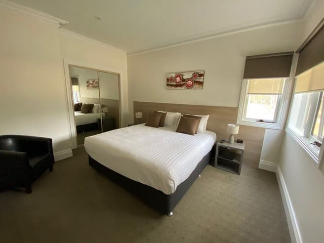 Self- Contained 2 bedroom unit