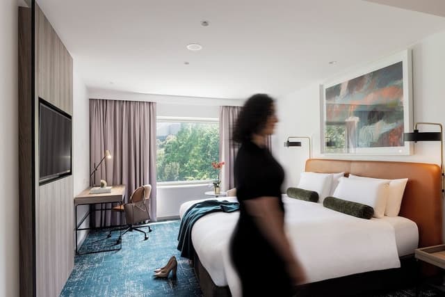 Superior Room, 1 King Bed
