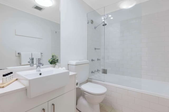Executive Apartment, 2 Bedrooms (Split Level, No Housekeeping)