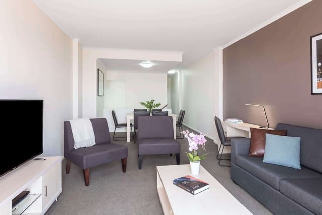 Apartment, 2 Bedrooms (Split Level, No Housekeeping)