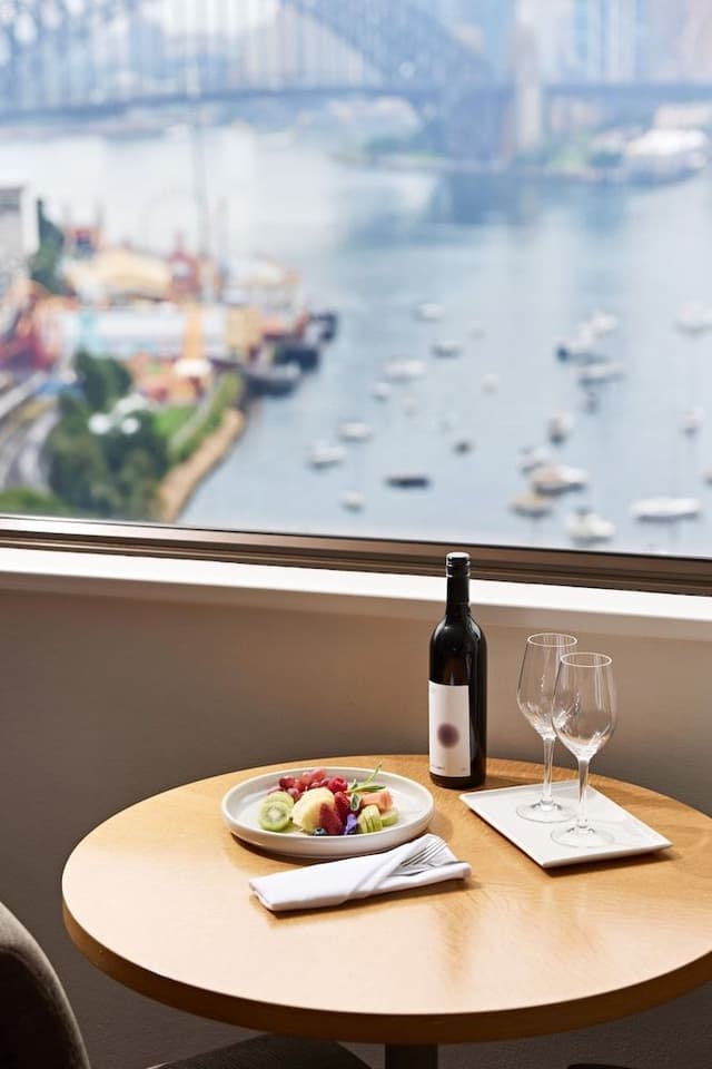 Superior Harbour Bridge King Room