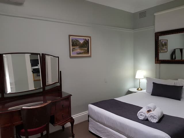 Queen Suite