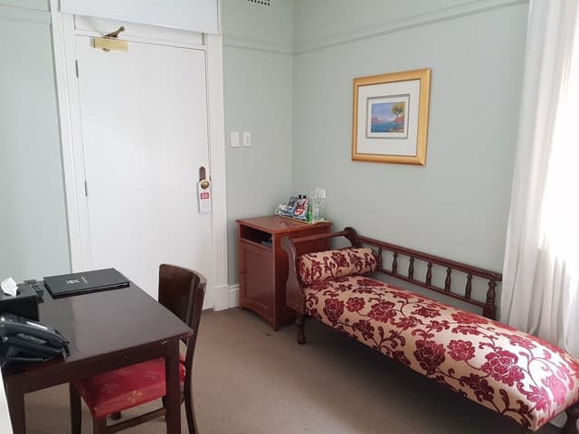 Queen Suite