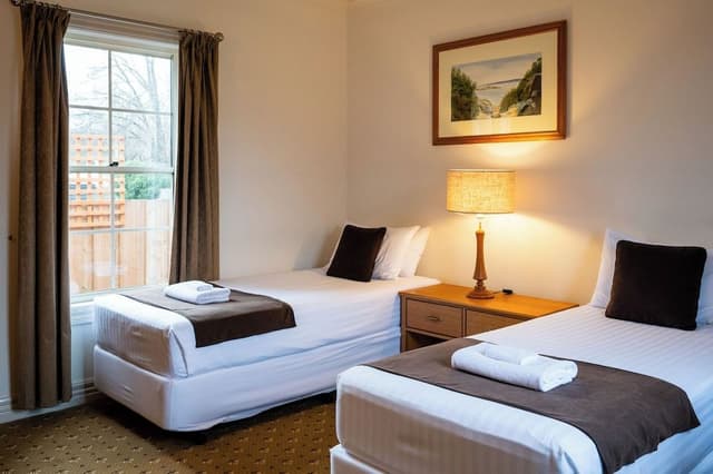 Comfort Suite, 2 Bedrooms, Non Smoking, River View