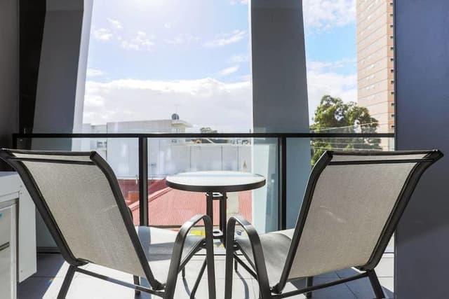 Deluxe Apartment, City View