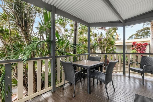 Deluxe Cabin, Garden View