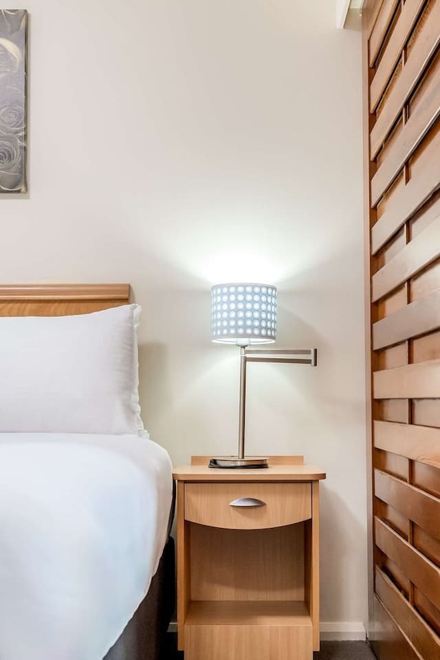 Apartment, 1 Bedroom (No Housekeeping)