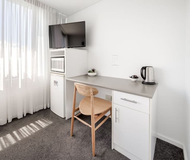2 Bedroom Bay View