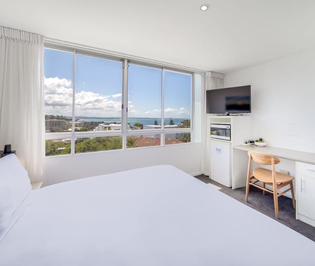 2 Bedroom Bay View
